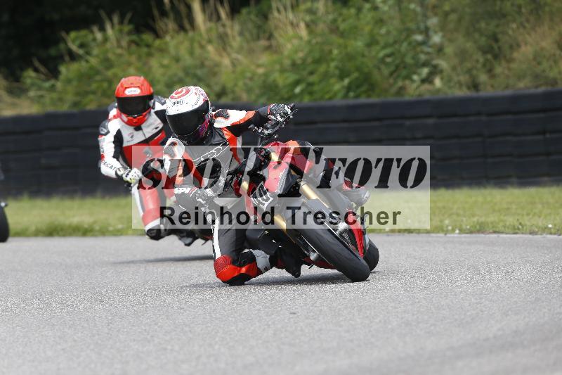 Archiv-2025/25 10.06.2025 MaxRacing ADR/Gruppe rot/40